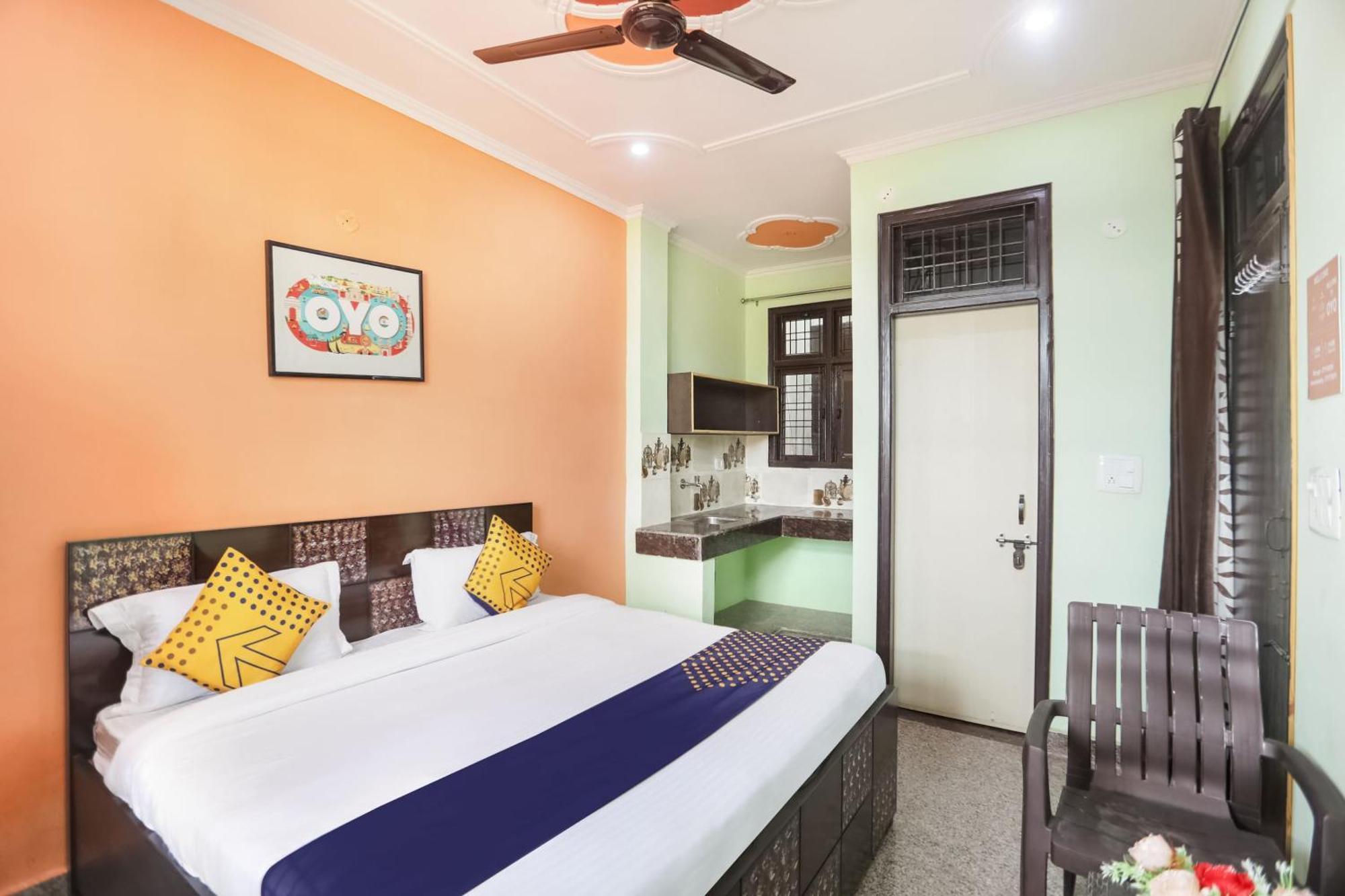 Spot On Main View Guest House Near Leisure Valley Park Γκουργκάον Εξωτερικό φωτογραφία